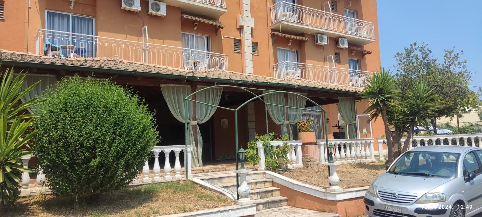 Pantheon Hall Hotel Месонги Экстерьер фото