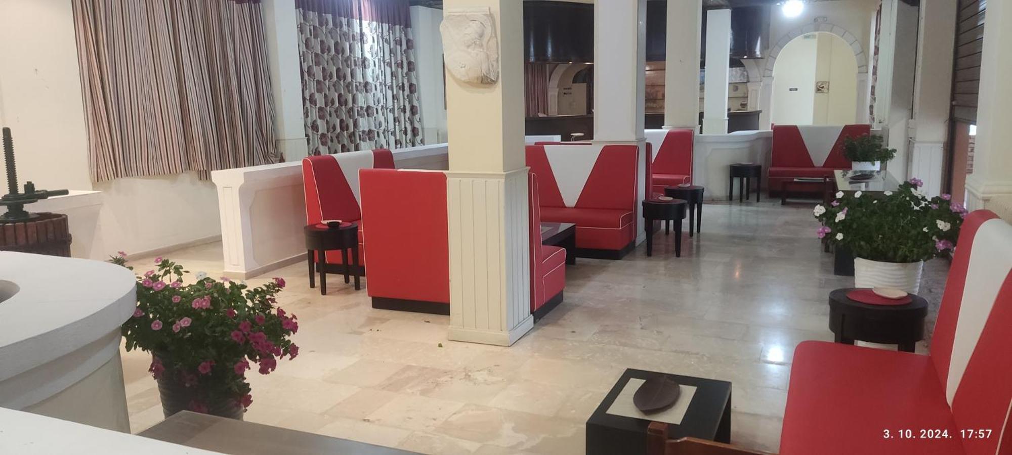 Pantheon Hall Hotel Месонги Экстерьер фото